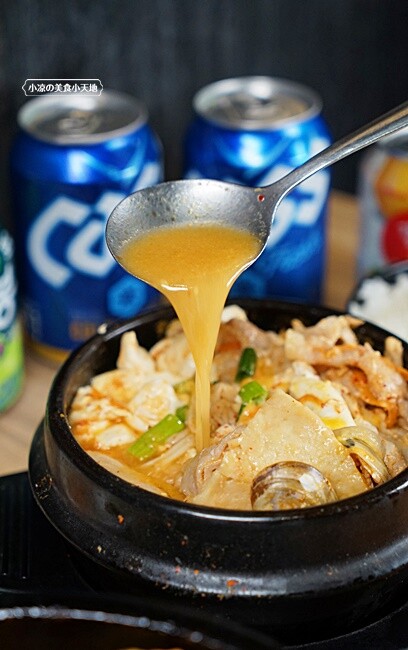 科博館必吃韓式料理，只要百元就能吃到道地韓式料理！必點石鍋拌飯，起司韓式炸雞，海鮮煎餅(免服務費)