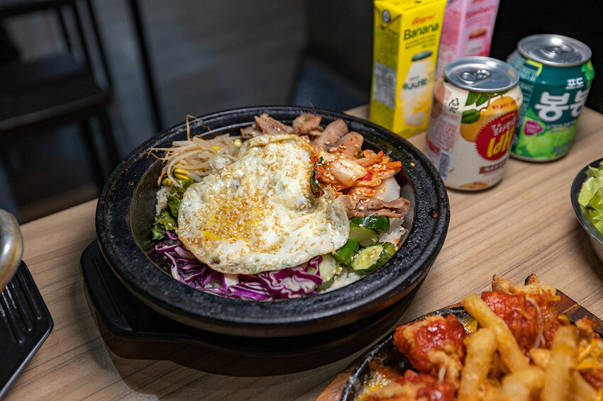 阿里郎韓式小館｜2025台中科博館美食推薦｜起司炸雞｜石鍋拌飯｜隱藏版台中韓式料理推薦｜台中西區美食推薦