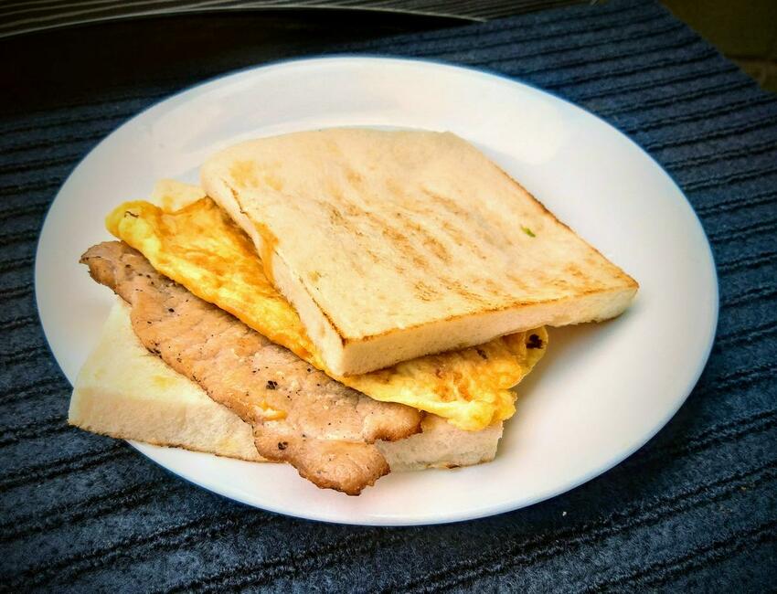 【美食】「Q Burger 松山民生店」世界風味賞─台灣站,松山民生社區早餐推薦 (附菜單)