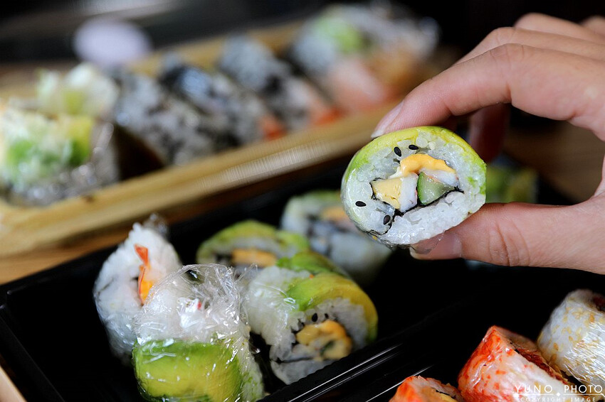 新竹縣竹北市銅板價開吃！真材實料高CP值外帶壽司 選擇多樣化 聚餐、野餐首選｜禾孟壽司坊文興店(新竹竹北外帶壽司推薦)