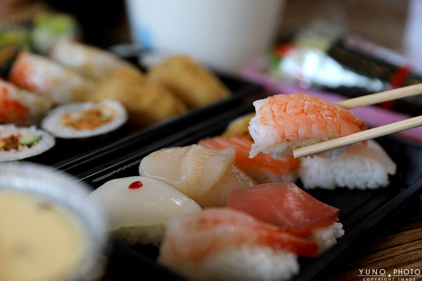 新竹縣竹北市銅板價開吃！真材實料高CP值外帶壽司 選擇多樣化 聚餐、野餐首選｜禾孟壽司坊文興店(新竹竹北外帶壽司推薦)