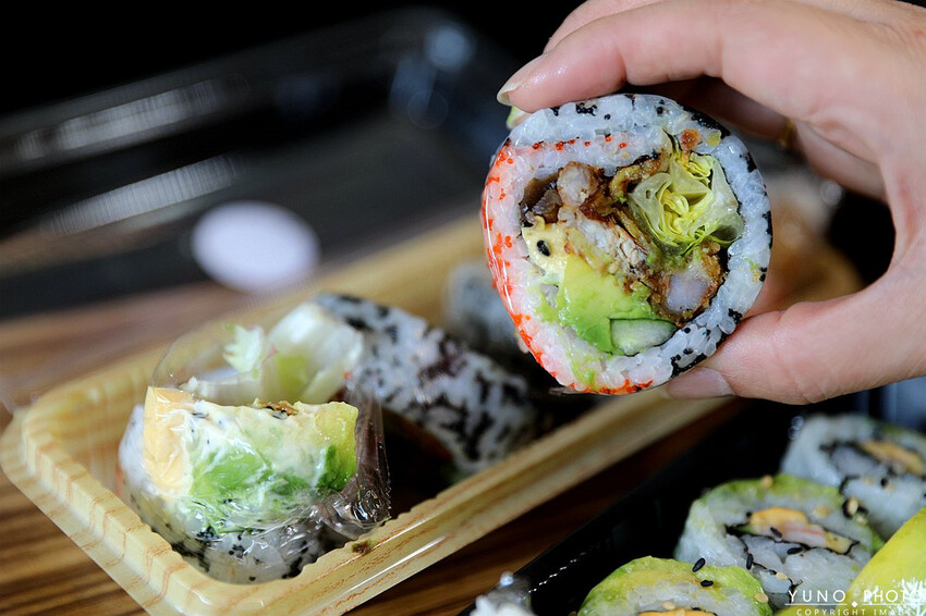 新竹縣竹北市銅板價開吃！真材實料高CP值外帶壽司 選擇多樣化 聚餐、野餐首選｜禾孟壽司坊文興店(新竹竹北外帶壽司推薦)