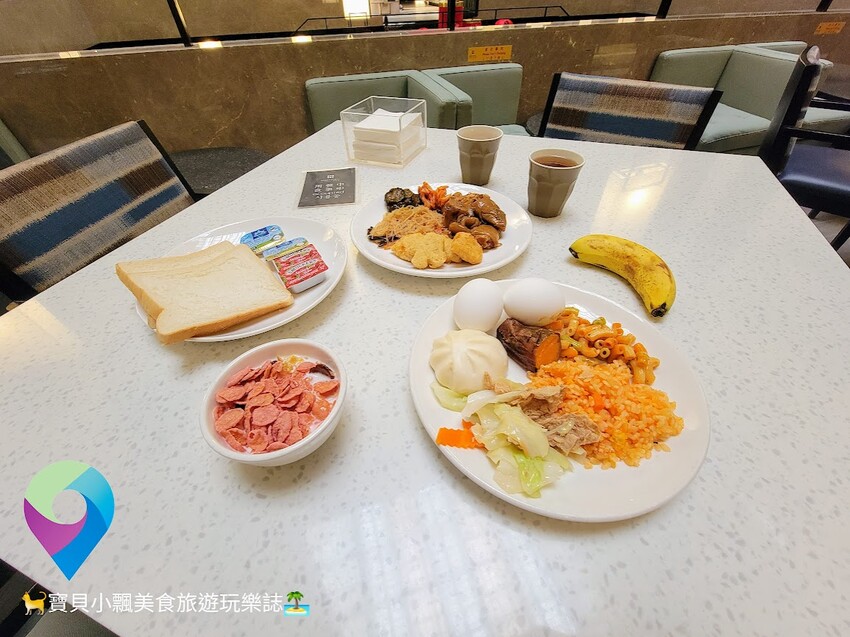 [旅宿]台北 西門捷運站四號出口 一旁還有熱鬧的西門町購物商圈  德立莊酒店 西門館