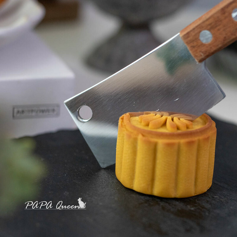 高雄市前金區2024中秋送禮｜漢來情月中秋月餅禮盒 銀的風雅，浪漫花海中展現新意