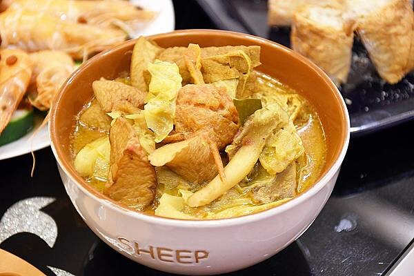 高雄市前金區年菜推薦【漢來美食-宅美食】除了有人氣夯美食之外，更是結合米其林推薦的特色經典料理，為2024年菜美味更