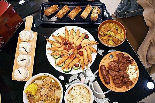 高雄市前金區年菜推薦【漢來美食-宅美食】除了有人氣夯美食之外，更是結合米其林推薦的特色經典料理，為2024年菜美味更