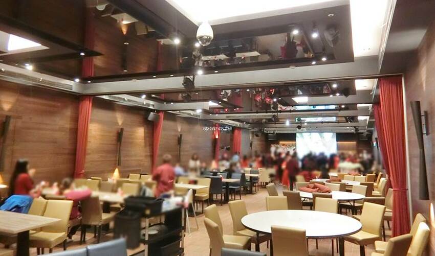 崇德路商圈最大自助式海陸百匯吃到飽，平午買二送一，除夕圍爐新選擇，近洲際棒球場，君宴百食匯 - 蘋果話日常