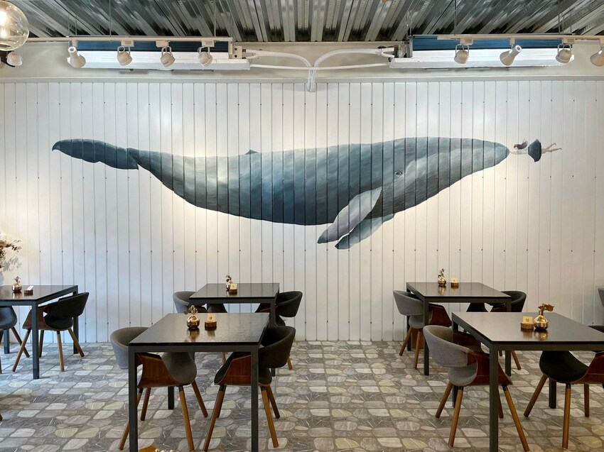 新竹新開幕咖啡廳『52赫茲珈琲 Hertz Café』，主要販售花式、手沖咖啡還有各式日式料理及下午茶，目前沒有用餐時間限制，且不取服務費！ - 阿華田的美食日記