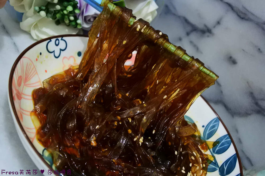 宅配美食【漢來美食】五星級來拌麵＋酸辣粉.添加未來肉臊超獨特.輕鬆在家七分鐘打造飯店級麵攤│拌麵推薦│素