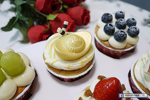 新年伴手禮推薦【愛維爾手感烘焙】新年送禮首選~好吃又漂亮的新年蛋糕禮盒