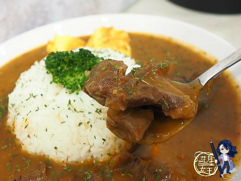 中原夜市,中原大學,中原美食,中原蔥燒包,中壢美食,千玖煨,咖哩飯,日式小店,蕃茄牛肉 @民宿女王芽月-美食.旅遊.全台趴趴走