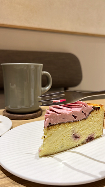 【桃園美食】藝文特區迴轉燒肉吃到飽|一個人也能享受烤肉的樂趣