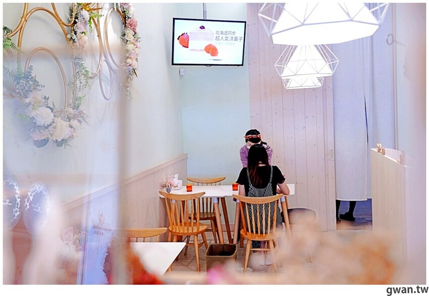 台中彌月蛋糕推薦，門市可預約試吃，也可享用下午茶！