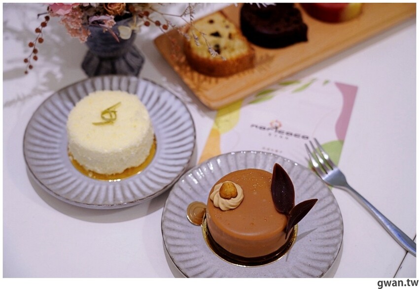 台中彌月蛋糕推薦，門市可預約試吃，也可享用下午茶！