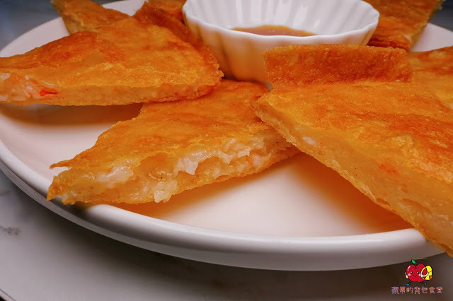 [雲泰料理] 新竹 芭芭食堂 巨城旁難得的平價餐廳 推薦酸辣泰式打拋豬飯 充滿南洋風味的椰香雞湯麵