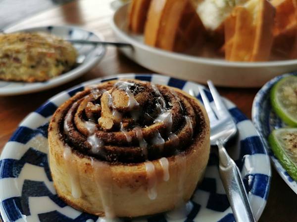 (南投/國姓) 「覓境露營 x 行者咖啡 」覓境森林露營場地及咖啡廳，超豐富的下午茶，滿足大家的味蕾，也可以預約體驗檸檬醋DIY - COCO享天下(隆爸妤媽愛白白)