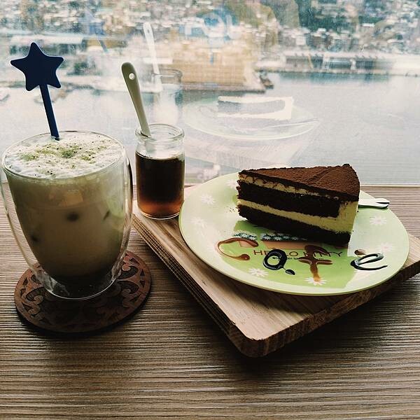 基隆魔咖啡vip會館~25樓的視角~高樓層~視覺與心靈饗宴的