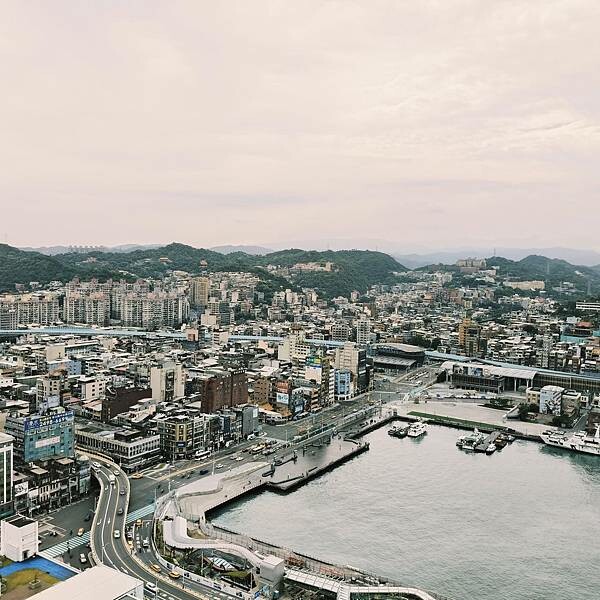 基隆魔咖啡vip會館~25樓的視角~高樓層~視覺與心靈饗宴的
