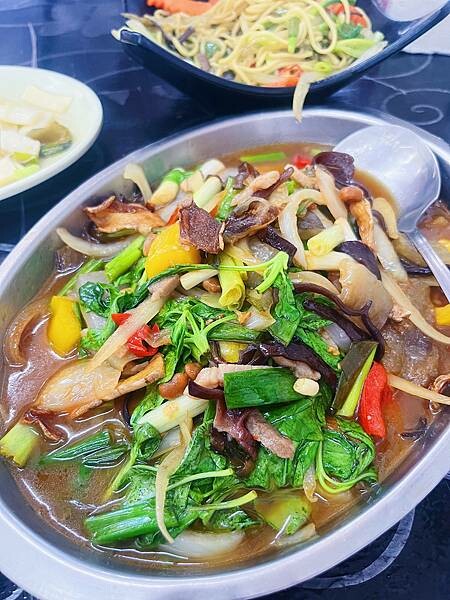 [台北海鮮]新北萬里「靖瑜平價海鮮 」秋蟹來臨/零負評又價格