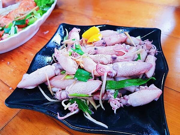 [台北海鮮]新北萬里「靖瑜平價海鮮 」秋蟹來臨/零負評又價格