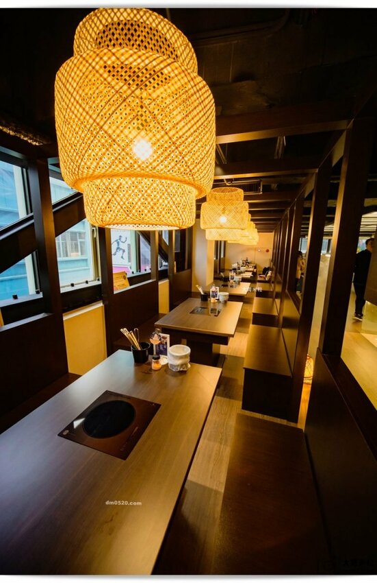 肉多多新品牌,火鍋吃到飽498元起,饌和牛台北旗艦店,土石流和牛泡芙/和牛手卷現作無限吃,加購499元再享日本A5和牛桌邊炙燒!饌和牛吃到飽菜單價位,台北和牛吃到飽推薦,台北城中區美食, - 大胃米粒