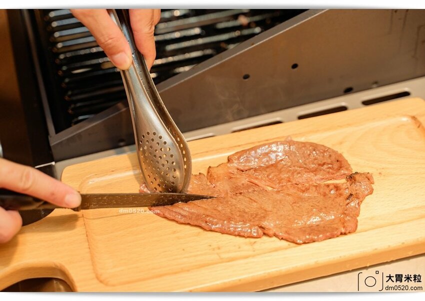 肉多多新品牌,火鍋吃到飽498元起,饌和牛台北旗艦店,土石流和牛泡芙/和牛手卷現作無限吃,加購499元再享日本A5和牛桌邊炙燒!饌和牛吃到飽菜單價位,台北和牛吃到飽推薦,台北城中區美食, - 大胃米粒