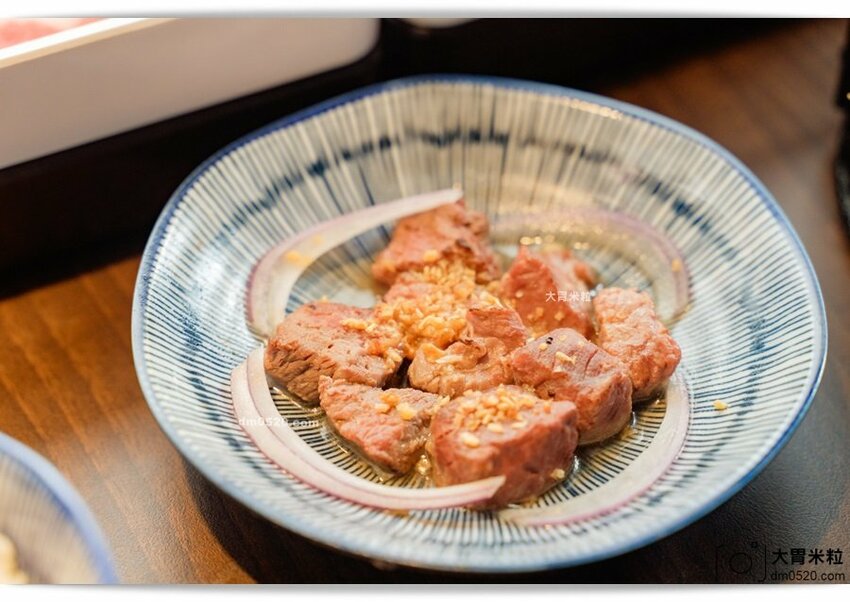 肉多多新品牌,火鍋吃到飽498元起,饌和牛台北旗艦店,土石流和牛泡芙/和牛手卷現作無限吃,加購499元再享日本A5和牛桌邊炙燒!饌和牛吃到飽菜單價位,台北和牛吃到飽推薦,台北城中區美食, - 大胃米粒