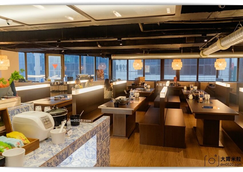 肉多多新品牌,火鍋吃到飽498元起,饌和牛台北旗艦店,土石流和牛泡芙/和牛手卷現作無限吃,加購499元再享日本A5和牛桌邊炙燒!饌和牛吃到飽菜單價位,台北和牛吃到飽推薦,台北城中區美食, - 大胃米粒