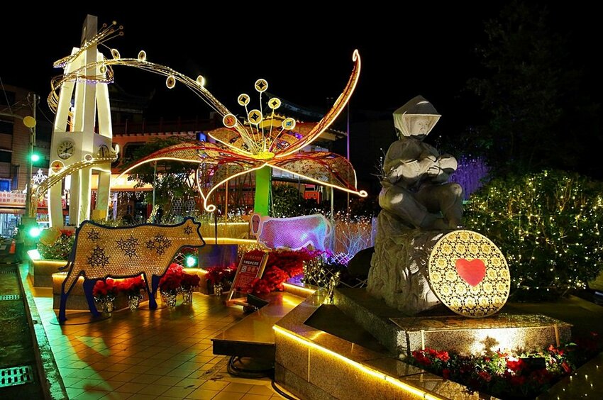 2021竹山燈會║牛舞花竹藝燈會,結合老街小吃美食、伴手禮、花海景點大搜羅,IG打卡必去景點,讓你一天走不完!