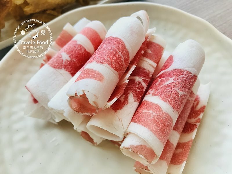 肉殿堂(桃園南平店)︱餵飽自己的迷你鍋 vs 二種湯頭一次滿足的雙享鍋,大口吃肉,喝湯享受! @ 魚兒 x 牽手明太子的「視」界旅行