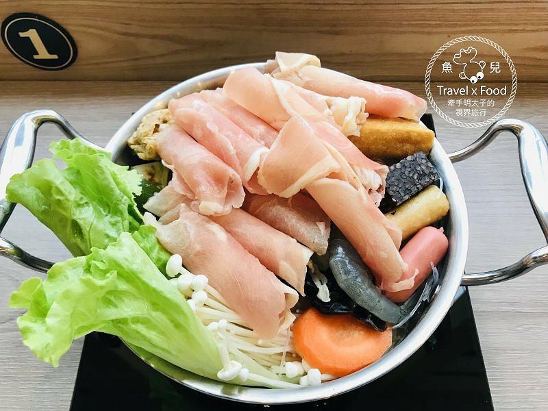 肉殿堂(桃園南平店)︱餵飽自己的迷你鍋 vs 二種湯頭一次滿足的雙享鍋,大口吃肉,喝湯享受! @ 魚兒 x 牽手明太子的「視」界旅行