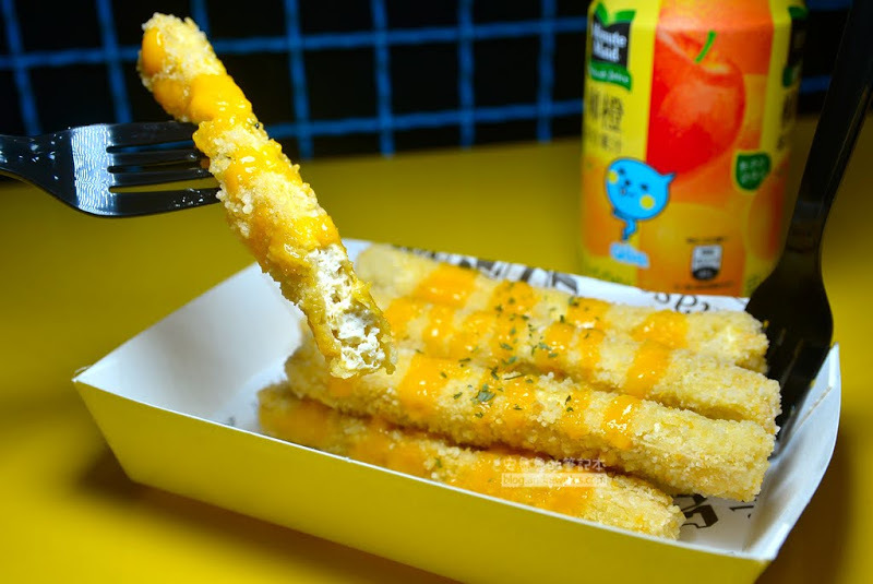 Stinto  西門町超有創意的臭豆腐 臭豆腐也能變串燒、薯條、漢堡