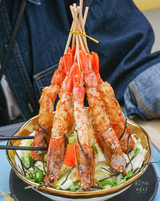 【台中美食】愛干貝如癡的你絕不能錯過,101顆流星干貝滿出來+拌麵好滿足|七七製麵研究總署