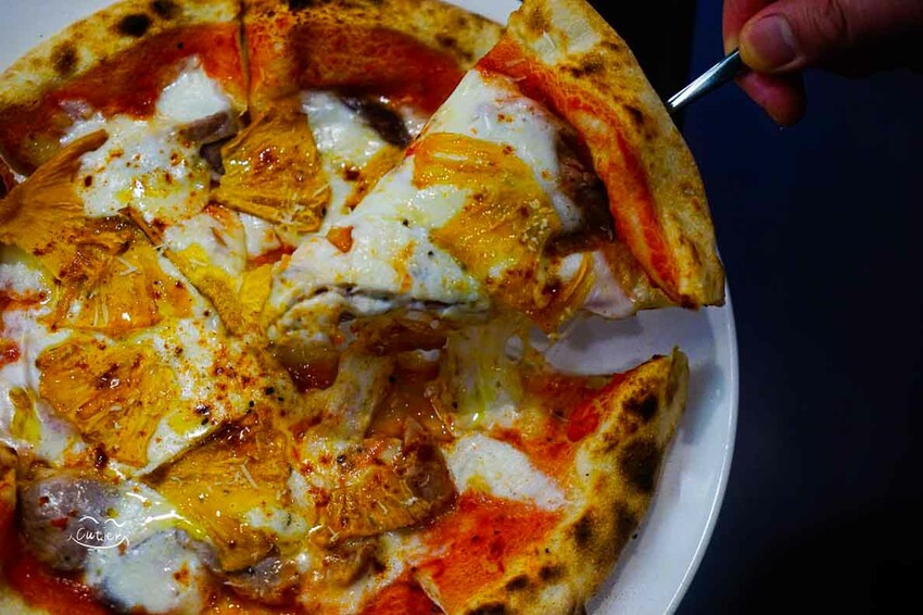 「藝享屋 」新竹巷弄的『異』國料理 窯烤披薩與健康料理 品茗順帶反璞歸真 新竹美食/窯烤披薩/健康餐/早午餐/下午茶 - Cutier吃飯中