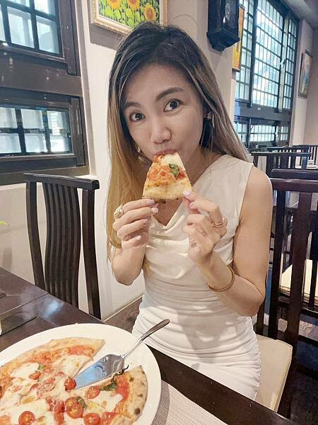 新竹美食【食記】國寶級復古慢活的生活型態～藝享屋提供輕食的健