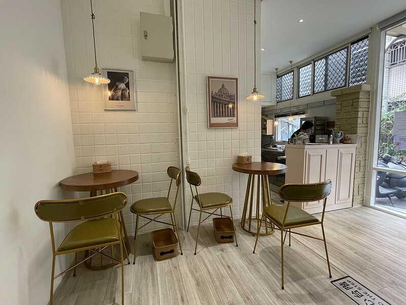 【台灣,桃園市,中壢區】喬氏割包/刈包 Ciao pack,不一樣的割包店;文青風設計,創意超值美味。(中壢觀光夜市美食)