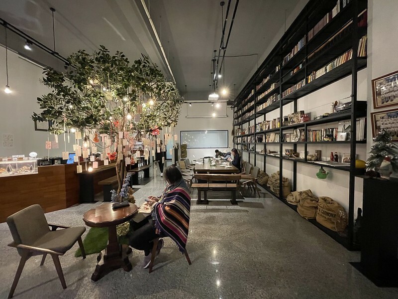 【台灣，桃園市，平鎮區】近年來自己在桃園地區最愛的甜點店～Petit Pafé 工作室；一間私藏多年，從少人知道，到很熱門的甜點店。（中壢下午茶/平鎮下午茶）