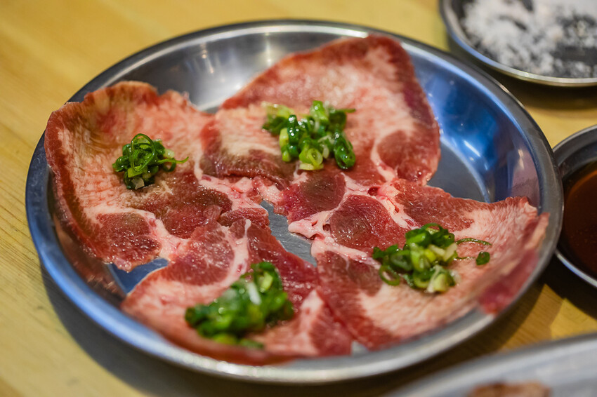 台南美食 – 燒肉難民營 x 適合孤獨美食家1個人也能吃的燒肉