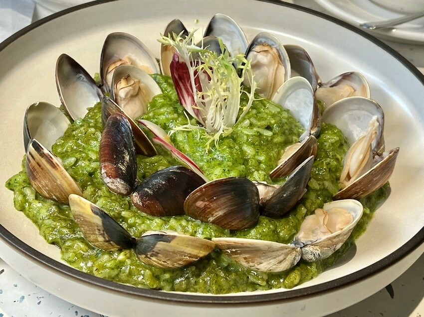 （中壢美食）義沐中壢中美店～蕃茄海鮮義大利麵、黑松露蕃茄野菇