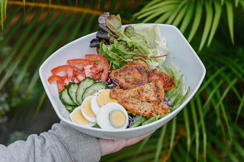 評價4星，超平價中西式早午餐，推美式狂想系列套餐組合價都是89元還附飲品與薯餅或薯泥！