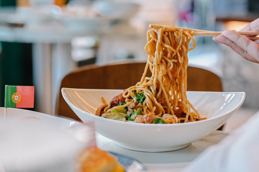 評價4星，超平價中西式早午餐，推美式狂想系列套餐組合價都是89元還附飲品與薯餅或薯泥！