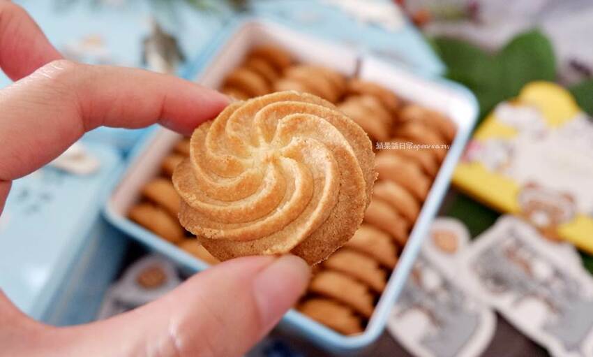 狸小路手作烘焙。人氣曲奇餅、蝸牛酥，流心餅、菠蘿蛋黃酥不用等宅配，門市自取更方便。中秋禮盒，台中伴手禮 - 🍎 蘋果話日常🍎