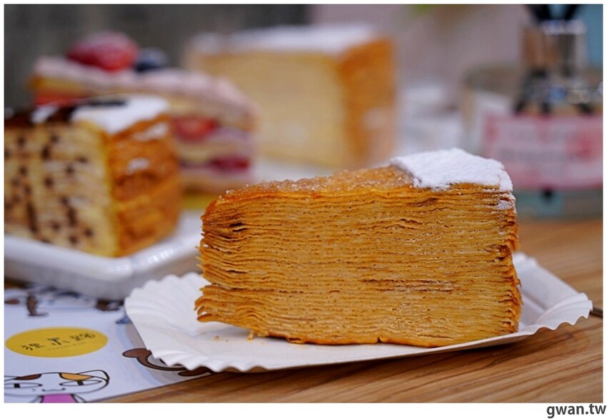 台南超人氣千層進軍逢甲啦!草莓季推出新口味,每月還有限定超值組~