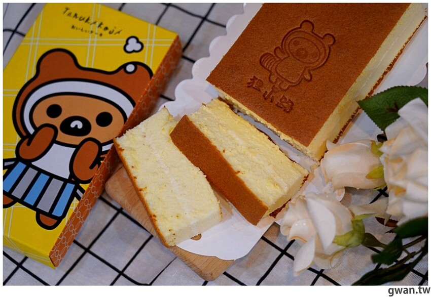 台南超人氣千層進軍逢甲啦!草莓季推出新口味,每月還有限定超值組~