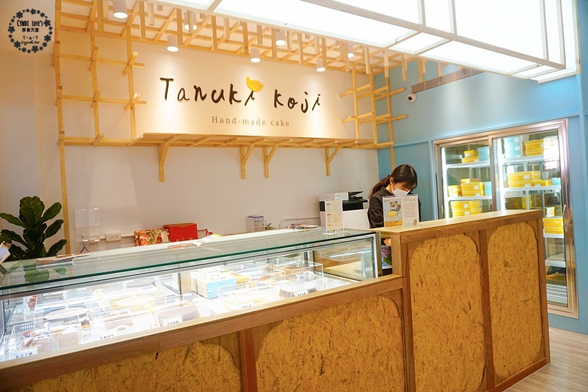 狸小路手作烘焙，台南超人氣千層蛋糕/乳酪蛋糕來台中逢甲啦，平價好吃甜點 - Cyndi loves享食天堂