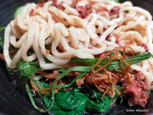「初面-北投石牌店」(Beef noodle & radish with chicken soup )， Taipei, Taiwan, SJKen, Dec 30, 2021