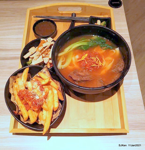 Beef noodle , Meat sauce French fries, 