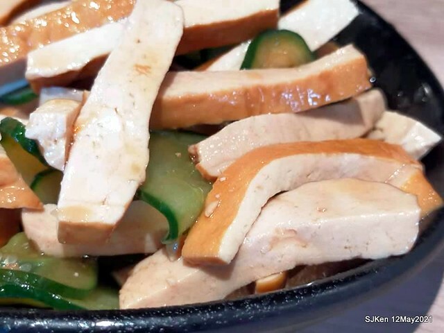 「初面-北投石牌店」(Fried Chicken with Shrimp & tomato soup noodle)， Taipei, Taiwan, SJKen, May 12, 2021