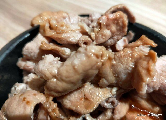 「初面-北投石牌店」(Beef noodle & radish with chicken soup )， Taipei, Taiwan, SJKen, Dec 30, 2021