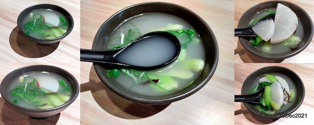 「初面-北投石牌店」(Beef noodle & radish with chicken soup )， Taipei, Taiwan, SJKen, Dec 30, 2021